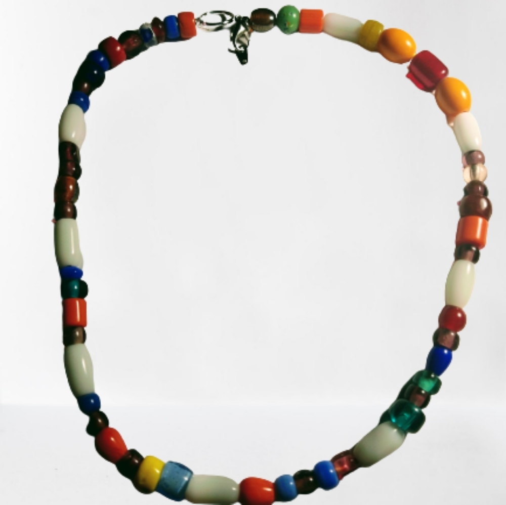 Kids. Amazing beaded necklace
